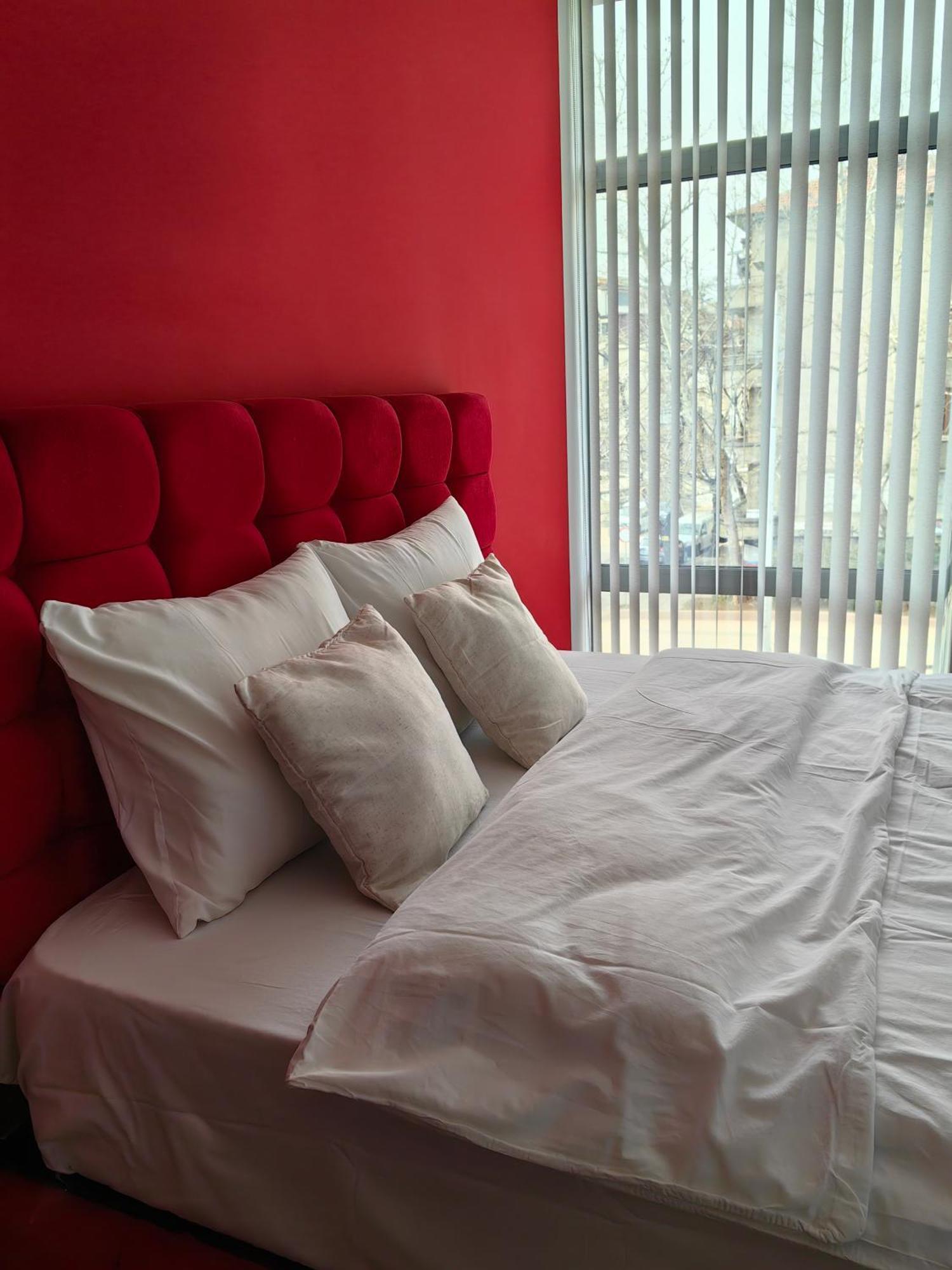 2 Bedrooms Apartment. Пловдив Экстерьер фото